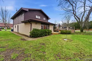 1708 Longvalley Dr, Northbrook, IL 60062 - Photo 8