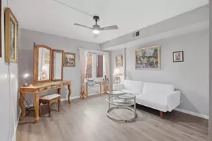 2046 St Johns Ave, Highland Park, IL 60035 - Photo 16
