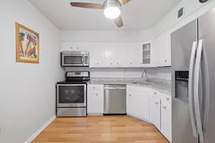 2046 St Johns Ave, Highland Park, IL 60035 - Photo 10
