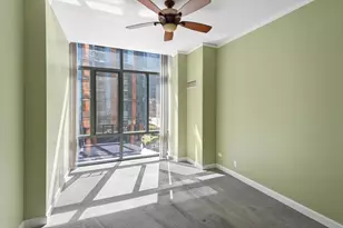 450 E Waterside Dr, Chicago, IL 60601 - Photo 14