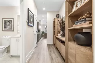 435 Madison St, Oak Park, IL 60302 - Photo 8