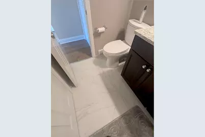 2404 Hawk Lane, Rolling Meadows, IL 60008 - Photo 16