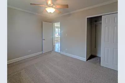 2404 Hawk Lane, Rolling Meadows, IL 60008 - Photo 12