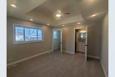 2404 Hawk Lane, Rolling Meadows, IL 60008 - Photo 8