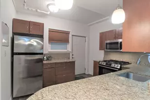 4312 N Clarendon Ave, Chicago, IL 60613 - Photo 14