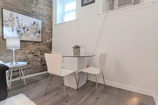 4312 N Clarendon Ave, Chicago, IL 60613 - Photo 10