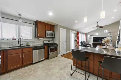 9829 S 51st Avenue, Oak Lawn, IL 60453 - Photo 8