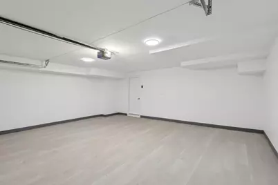 8135 W Rascher Avenue, Chicago, IL 60656 - Photo 40