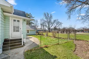 140 S Oriole Trail, Crystal Lake, IL 60014 - Photo 14