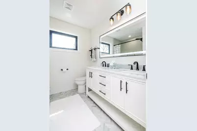 2247 S 6th Avenue, North Riverside, IL 60546 - Photo 38