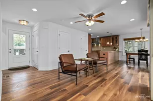 4520 W Shore Dr, Wonder Lake, IL 60097 - Photo 6