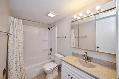 [Address not provided], Arlington Heights, IL 60005 - Photo 14