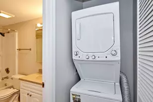 [Address not provided], Arlington Heights, IL 60005 - Photo 16