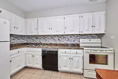 [Address not provided], Arlington Heights, IL 60005 - Photo 4