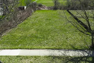 975 Belle Plaine Ave, Gurnee, IL 60031 - Photo 1