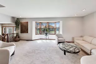 507 Ridgewood Ln, Buffalo Grove, IL 60089 - Photo 4