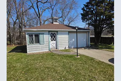 17557 Sycamore Drive, Homewood, IL 60430 - Photo 10