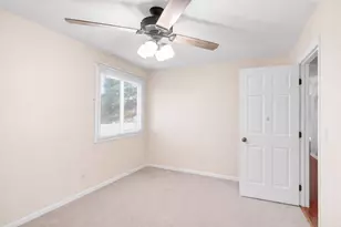 24W474 Surf Ct, Naperville, IL 60540 - Photo 8