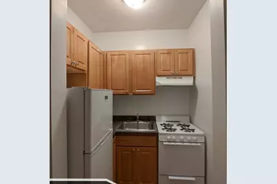 1742 N Humboldt Boulevard #208, Chicago, IL 60647 - Photo 4