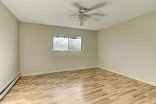 7413 Brookdale Dr, Darien, IL 60561 - Photo 10