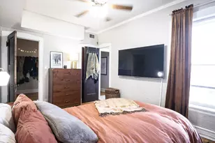 1514 W Addison St, Chicago, IL 60613 - Photo 12