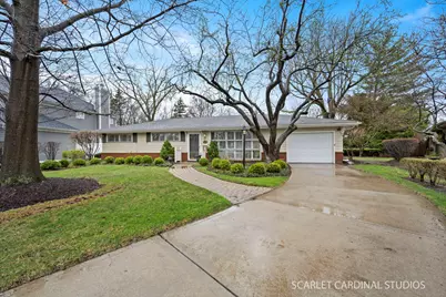 309 Brookside Circle, Wheaton, IL 60187 - Photo 2