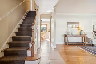 9 E Lillian Ave, Arlington Heights, IL 60004 - Photo 2