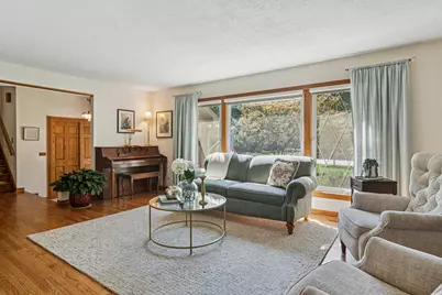 1102 E Waverly Drive, Arlington Heights, IL 60004 - Photo 4