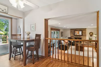 1102 E Waverly Drive, Arlington Heights, IL 60004 - Photo 12