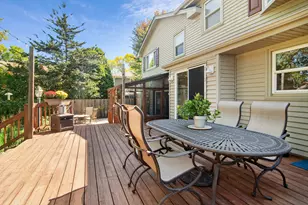 1102 E Waverly Dr, Arlington Heights, IL 60004 - Photo 30