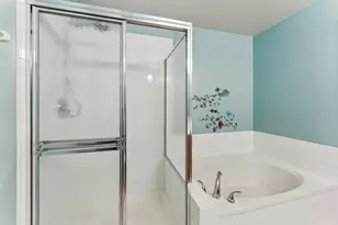 2239 Seaver Ln, Hoffman Estates, IL 60169 - Photo 22