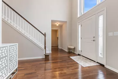 2955 Roslyn Lane E, Buffalo Grove, IL 60089 - Photo 4