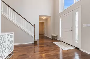 2955 Roslyn Ln E, Buffalo Grove, IL 60089 - Photo 4