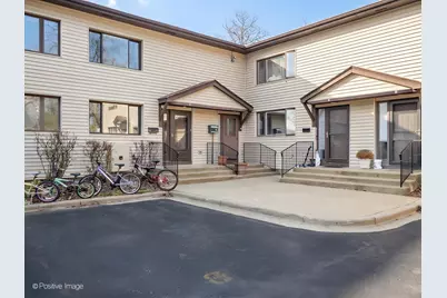 4735 Yender Avenue #6, Lisle, IL 60532 - Photo 2