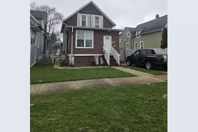 124 N 11th Avenue, Melrose Park, IL 60160 - Photo 1