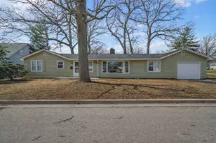 900 W Audrey Ave, Joliet, IL 60436 - Photo 2