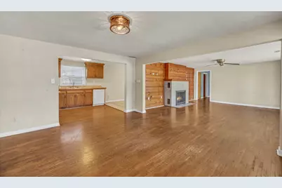 900 W Audrey Avenue, Joliet, IL 60436 - Photo 8