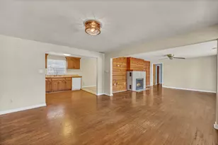 900 W Audrey Ave, Joliet, IL 60436 - Photo 8