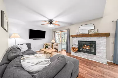 174 Edgewater Court, Montgomery, IL 60538 - Photo 8