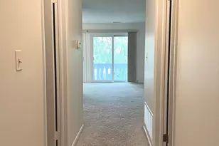 225 Deerpath Ct, Schaumburg, IL 60193 - Photo 12