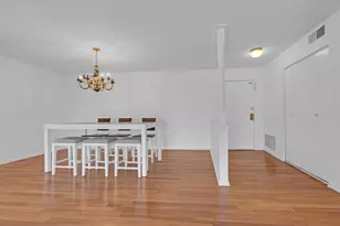 4901 Golf Rd, Skokie, IL 60077 - Photo 8