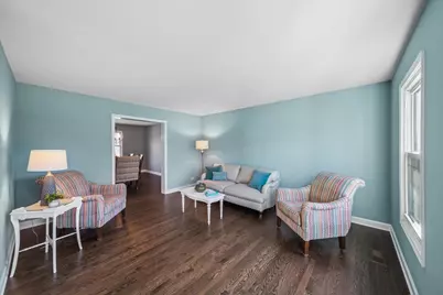 1239 Thackery Court, Naperville, IL 60564 - Photo 4