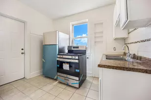 2749 N Kilbourn Ave, Chicago, IL 60639 - Photo 2