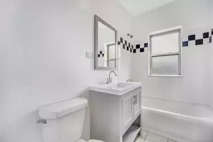 2749 N Kilbourn Ave, Chicago, IL 60639 - Photo 8