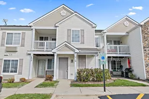 219 Silverstone Dr, Carpentersville, IL 60110 - Photo 1