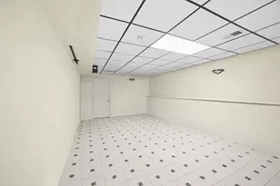 2810 175th St, Hazel Crest, IL 60429 - Photo 14