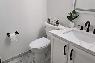 1018 Jewelflower Ln, Joliet, IL 60431 - Photo 6