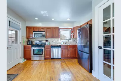 51 W Rozanne Drive, Addison, IL 60101 - Photo 10