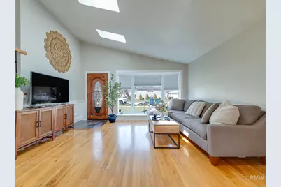 51 W Rozanne Drive, Addison, IL 60101 - Photo 4