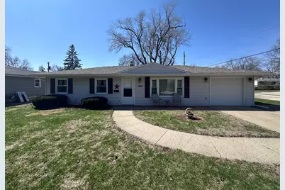 1809 22nd Avenue, Sterling, IL 61081 - Photo 1